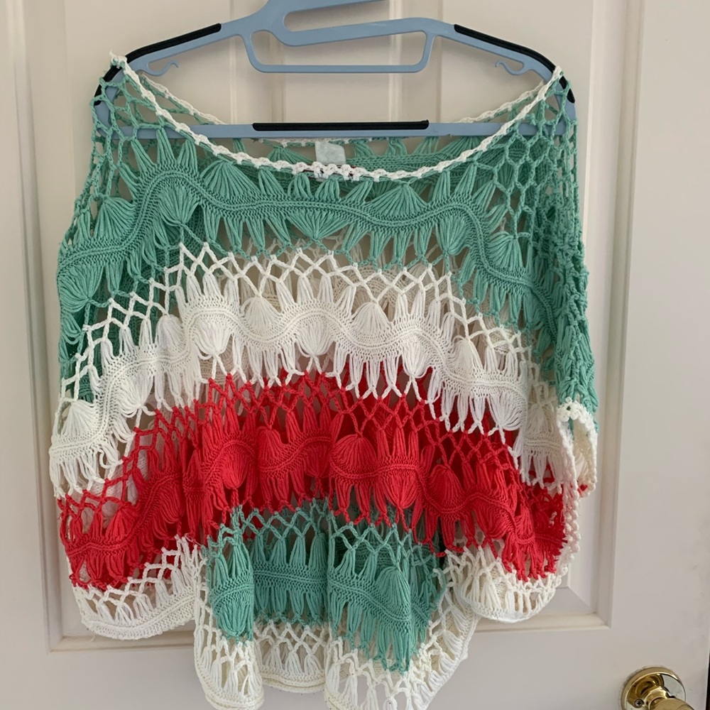 EUC Beautiful Crochet Knit Top - Picture 4 of 5